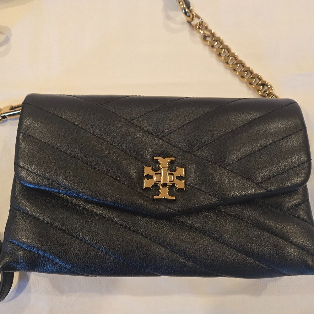 Tory Burch Kira Chain Wallet